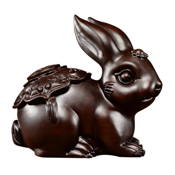 A rabbit woodcarving ornament, a real wood-carved animal of the Chinese zodiac, a handicraft gift for home, study, office desktop and girlfriend.