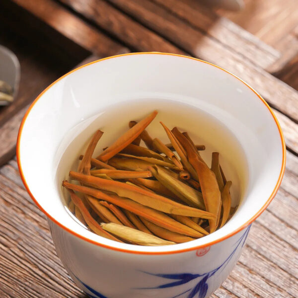 Authentic Premium Baihao Yinzhen, 18 Small Cans of Tea, Buds Before the Pure Brightness Festival, Fuding White Tea, High-End Gift Box